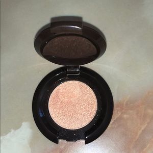 Becca highlight